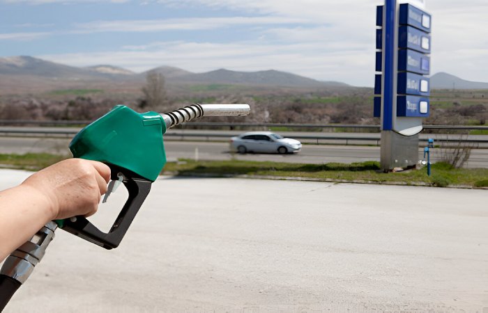 Petrol Pump Near Me On Highway