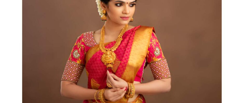 Trendy Kerala Saree Blouse Neck Designs