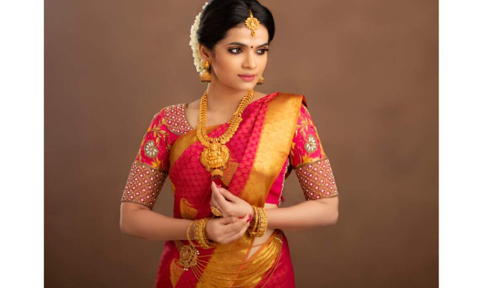 Trendy Kerala Saree Blouse Neck Designs