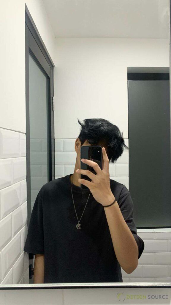 Faceless Nature Boy Mirror Selfie Aesthetic